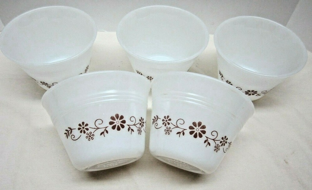 5 Vintage 2 1/4″ Milk Glass Dynaware Mexico Custard Dessert Cups Floral