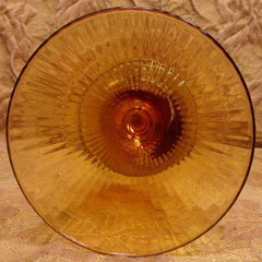 4 elegant reeded amber/honey to brown to clear stemware 9 1/4″h -10oz. capacity