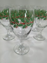 Set of 7 Libbey Christmas Holiday Holly Iced Tea Glasses Stemware Goblets