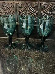 Jade Green Wine Glasses Goblets Set of 3