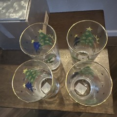 VTG Mikasa CHRISTMAS GLOW Set Of 4 15 oz Glass Tumbler 🎄 Tree • Reindeer In Box