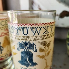 Anchor Hocking Bicentennial Glasses Set Of 6 Vintage Cross-Stitch Folk Art