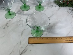 Vintage UV GLOW Fostoria Swirl Optic Green Cocktail Glasses~ Set of 4~ Glass 4”