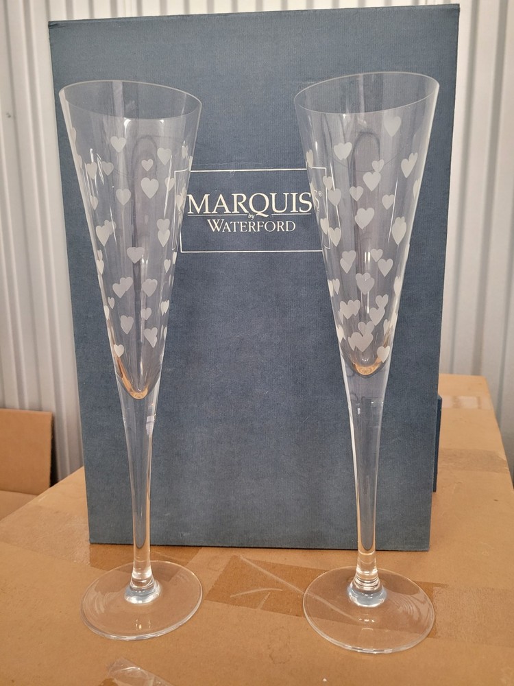 PAIR OF WATERFORD MARQUIS MINI HEART ROMANCE COLLECTION FLUTED CHAMPAGNE GLASSES