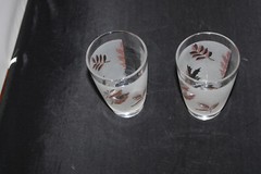 Libbey MCM Leaf Design Gold / White Frosted Lot of 2 Glasses, 10 ounce