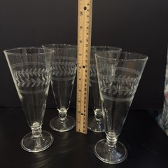 4 Anchor Hocking Etched Laurel Leaf Clear Pint Glasses Pilsner Beer USA Set of 4
