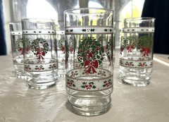 Vintage Indiana Glass Wreath Christmas Tumblers Holiday 16 oz Set of 7