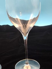 Set of 2 Luigi Bormioli Large Merlot Red Wine Glasses Signed 10 inches.