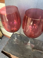 Large balloon tall wine Neiman Marcus red cranberry glasses set of 4 Glass