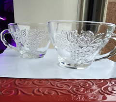 New Vintage Anchor Hocking Glass 2 Cups set – H 2.5″, W 3.5″ Grape Leaf Design