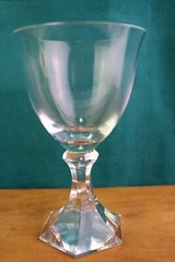 Mikasa Countess 6 1/2 » WATER GOBLET (S) Clear Mulit-sided Stem & Foot T2600