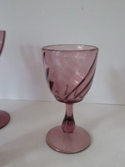 Lot of 4 assorted Amethyst glass shot and coctail glasses MCM barware purple