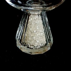 OLEG CASSINI DIAMOND WINE GLASS, Blown & Cut Crystal, 6 1/8″, 10 Oz, Signed