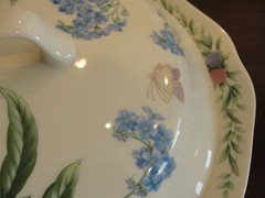 NORITAKE CONSERVATORY 2QT COVERED CASSEROLE 9 1/4″ BY 3 1/8″