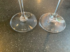 RIEDEL VIVANT PAIR OF 2 WHITE WINE GLASSES 8 1/8” NEAR PERFECT CONDITION
