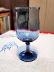 1 EUC Libbey #3511 *TULIP DUSKY BLUE* 10 oz 6 1/2″ Footed WATER GOBLET [RETIRED]