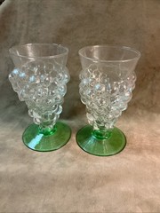 Vintage Green Foot Grape Bunch Pattern Glass Tumbler Pair With Clear