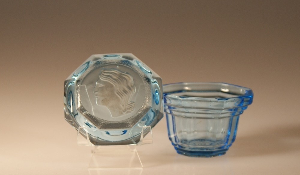 Vintage Deco Light Blue Czech Glass Lady Intaglio Lid Powder Jar c.1930