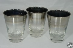 VINTAGE QUEEN’S LUSTERWARE MIRROR RIM SMALL JUICE OR WATER GLASSES SET OF 3