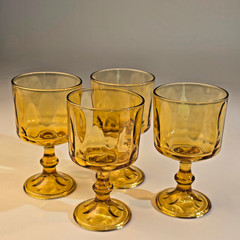 VTG Hazel Atlas Lyric Amber Glass Water Goblets Set of 4 MCM Gold Teardrop 60’s
