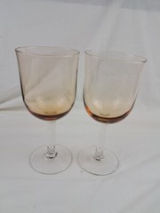 Set Of 2 Mid Century Modern Amber Wine Glasses Clear Stems 7.5 Inches Tall