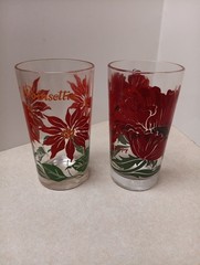 Vintage Set of 2 Peanut Butter Glass Tumblers Floral Poppy And Poinsettia