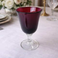 Vtg Arc Intl KNIGHTS TALE Medieval Red Goblet – 14 oz – Replacement- 7.25”