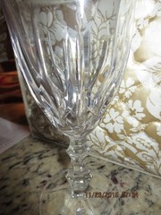 SET OF 8 VINTAGE ART DECO CRYSTAL WINE GLASSES W/ STORAGE CASE–#T28-1