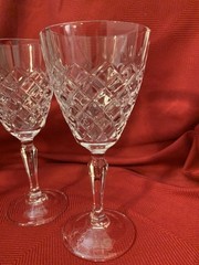 3 – Cristal D’Arques DAUPHINE Wine Glass Paneled Diamond Cut 7-1/4”Tall ELEGANT
