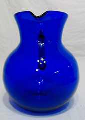VINTAGE COLBALT GLASS PITCHER 7″ 7 CUP & 6 COLBOL TUMBLERS 4″ & 8 OZ, PRISTINE
