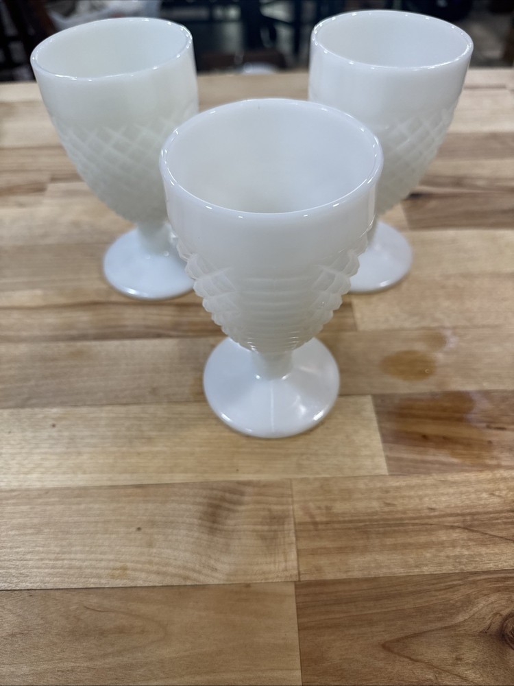 Set Of 3 White Milk Glass Diamond with Ladder Goblets Water Glasses 5.5″- 8 oz