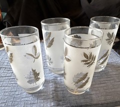 VTG. Set of 4 Clear Glass Tumbler Glasses with Silver Leaf Pattern, Nature Theme