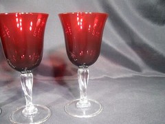 Cristal D’Arques-Durand Casual Settings Ruby Wine Glasses Set of 4