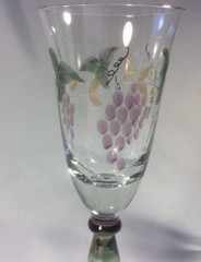 Blown Wine Glass Clear With Colored Etching Grape Vine Pattern Set Of 7 No Box