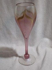 Correia Iridescent Pulled Feather FLUTE /Goblet SIGNED/NUMBERED 10″