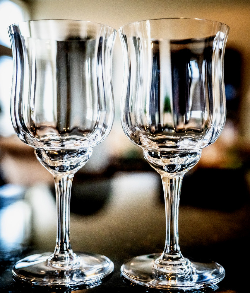 Set(s) of 2 Baccarat Crystal «Capri Optic» 6 5/8″ Water Wine Goblets