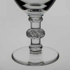 Set Of 6 Lalique France Crystal Saint Hubert Bordeaux Wine Glasses 5 1/4″ (Read)