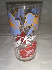 Vintage 1950s Hazel Atlas Red White and Blue Petunia Drinking Glass, Ex. Cond.