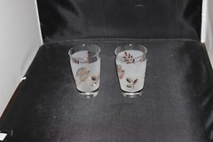 Libbey MCM Leaf Design Gold / White Frosted Lot of 2 Glasses, 10 ounce
