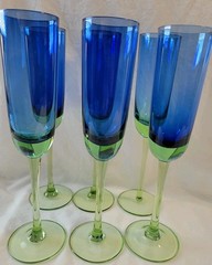 Champagne Flutes Blue Green Glass Stemware Set of 6 Festival Block 10.25″ READ