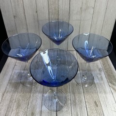 Set of 4 Cobalt Blue Stemmed Martini Glasses 7.5 Inches Tall Elegant Decor Vtg