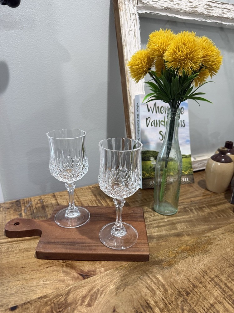 Set of 2 Vintage Cristal D’Arques-Durand Longchamp Crystal Wine Glasses 6.5” H