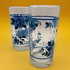 2 Vintage 90s Corelle Crisa Blue Velvet Rose Glass Tumblers 16 Oz 6″H
