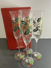 LENOX HOLIDAY SPIRIT Champagne Flutes Christmas Fancy Set Of 4 NEW