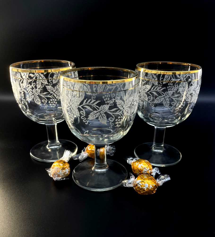 Set of 3 Bartlett Collins Grapes & Leaves Water Goblets Etched with Gold Rims