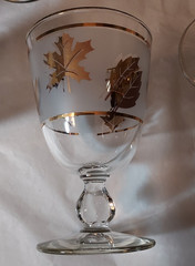Summer Lemonade!! Anchor Hocking Gold Ivy Pitcher + 6 Libbey Gold Leaf Goblets