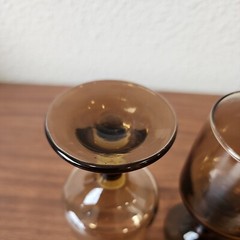 4 Tawny Accentby LIBBEY GLASS COMPANY Footed Wine Smoke 5.25″