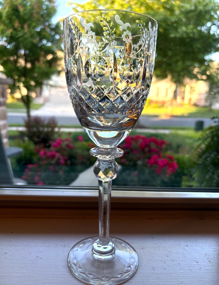 Rogaska Gallia Crystal Wine Water Goblet Glass Etched Floral Slovenia 9.25″
