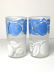 Vintage Swanky Swig Juice Glass Blue Apple Peach White Leaves Tumbler MCM Set 2