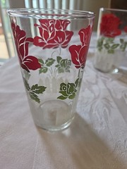 3 Vintage Hazel Atlas Red Rose & White Picket Fence 4 3/4” Glasses EUC 12oz